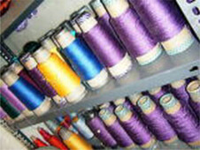 カラフルな絹糸の写真